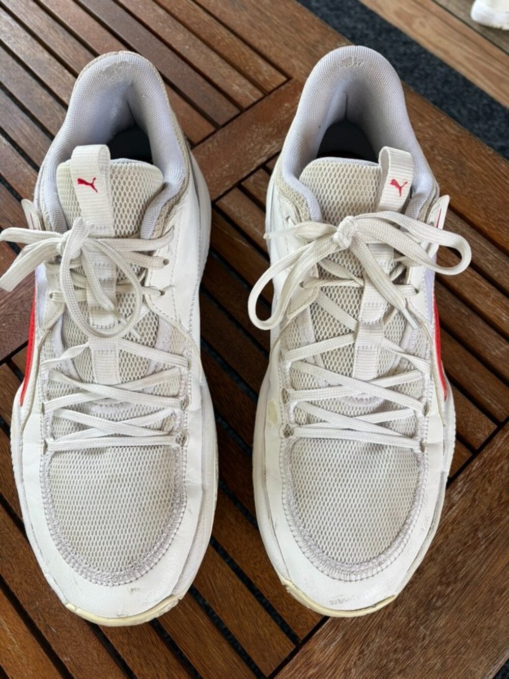 PUMA Men’s Basketball Shoes White Red Low Top 195560-01 Size 13